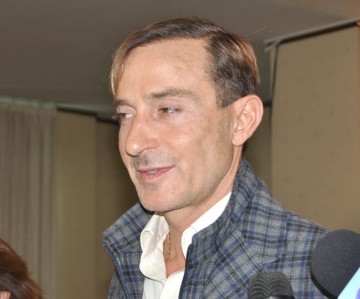 Mazăre, reclamat pentru… tunsoarea „a la Hitler”! Reacţia edilului: „O să mă duc cu frizerul la Parchet”